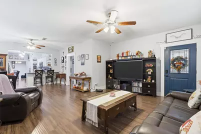 618 Granbury Street, Cleburne, TX 76033 - Photo 8