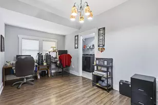 618 Granbury St, Cleburne, TX 76033 - Photo 10