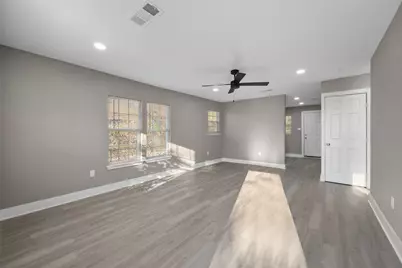 702 E 1st Avenue, Corsicana, TX 75110 - Photo 4