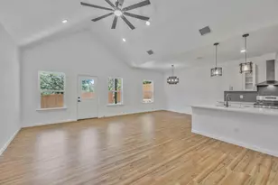 2617 Hillside Dr, Granbury, TX 76048 - Photo 20