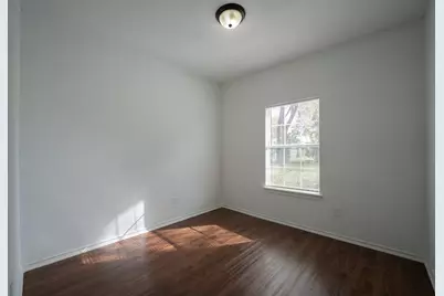 1302 Hendricks Avenue, Dallas, TX 75216 - Photo 8