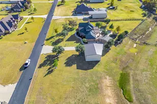 2200 Twin Creeks Ct, Pilot Point, TX 76258 - Photo 34