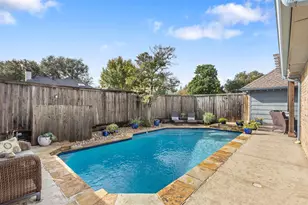 6906 Brentfield Dr, Dallas, TX 75248 - Photo 32