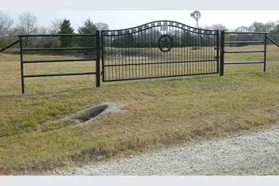 956 County Road 4231, Bonham, TX 75418 - Photo 4