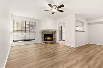 5757 E University Boulevard #26D, Dallas, TX 75206 - Photo 2