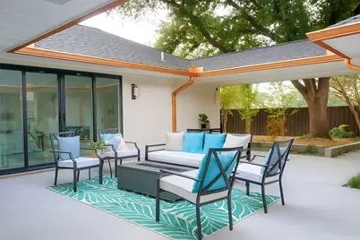 10009 Apple Creek Drive, Dallas, TX 75243 - Photo 34