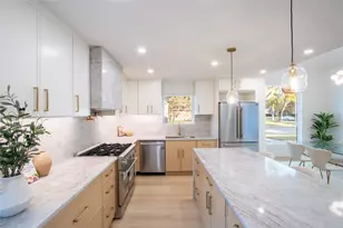 10009 Apple Creek Dr, Dallas, TX 75243 - Photo 12