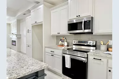 5609 San Jacinto Drive, Granbury, TX 76048 - Photo 8