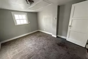 402 W 4th St, Kaufman, TX 75142 - Photo 12