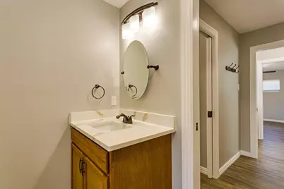 2725 Livingston Avenue, Fort Worth, TX 76110 - Photo 6