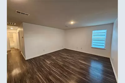 5113 Ave G, Fort Worth, TX 76105 - Photo 4