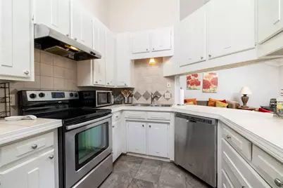 4909 Queen Court, Fort Worth, TX 76103 - Photo 16
