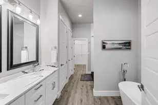 6811 Briar Rd, Azle, TX 76020 - Photo 10