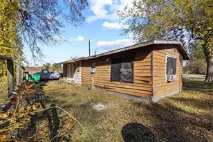 625 Denison St, Gainesville, TX 76240 - Photo 16