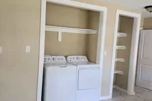 1408 S Fitzhugh Ave, Dallas, TX 75223 - Photo 12