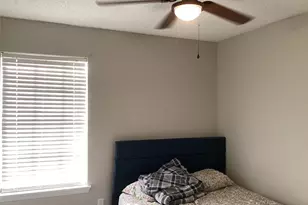 5915 Willow Branch Dr, Arlington, TX 76017 - Photo 12