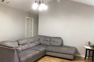 5915 Willow Branch Dr, Arlington, TX 76017 - Photo 6