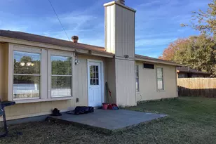 5915 Willow Branch Dr, Arlington, TX 76017 - Photo 24