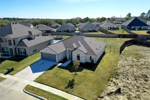 2673 River Bank Dr, Burleson, TX 76028 - Photo 30