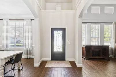 1060 Rosewood Drive, Grapevine, TX 76051 - Photo 4