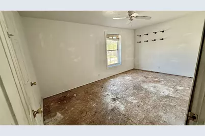 113 Adolphus Avenue, Lake Dallas, TX 75065 - Photo 14