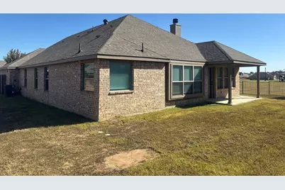 1819 Isabella Court, Glenn Heights, TX 75154 - Photo 26