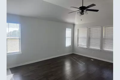 1819 Isabella Court, Glenn Heights, TX 75154 - Photo 16