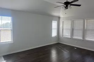 1819 Isabella Ct, Glenn Heights, TX 75154 - Photo 16