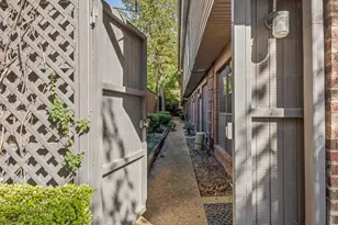 4411 Gilbert Ave, Dallas, TX 75219 - Photo 30