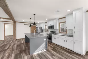 5824 Thousand Oaks Dr, Joshua, TX 76058 - Photo 8