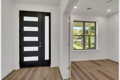 7305 Charbonneau Road, Lake Worth, TX 76135 - Photo 6