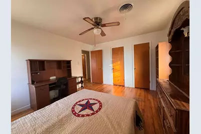 401 Vaughn Street, Burkburnett, TX 76354 - Photo 12