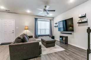 1264 Jones Trl, Lewisville, TX 75077 - Photo 2