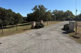 600 Joyce St, Weatherford, TX 76085 - Photo 6