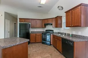 3428 Heatherbend St, Fort Worth, TX 76123 - Photo 4