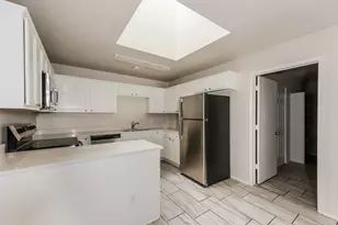 204 Meadowbrooke Dr, Cedar Hill, TX 75104 - Photo 8