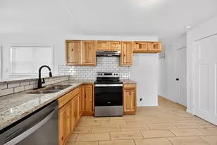 409 W Burton St, Sherman, TX 75092 - Photo 10