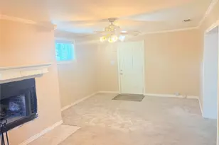 501 Kingston Dr, Grand Prairie, TX 75051 - Photo 12