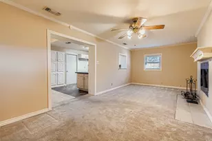 501 Kingston Dr, Grand Prairie, TX 75051 - Photo 14