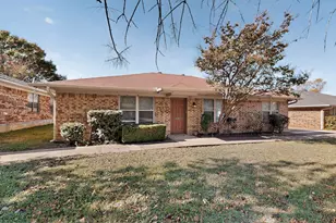 2320 Bernard St, Denton, TX 76205 - Photo 4