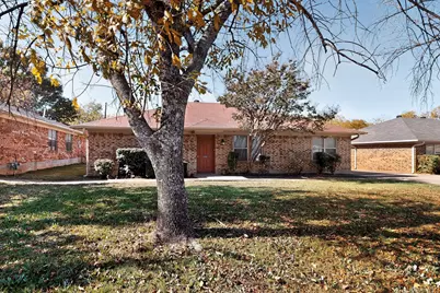 2320 Bernard Street, Denton, TX 76205 - Photo 2