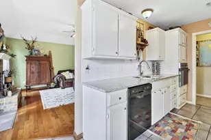 6813 Hadley Dr, North Richland Hills, TX 76182 - Photo 10