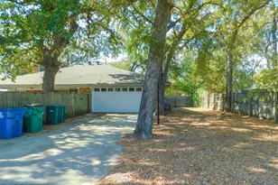 110 Carolyn Ln, Shady Shores, TX 76208 - Photo 30