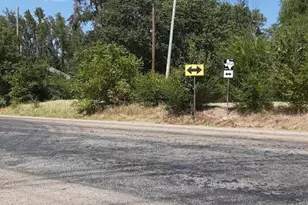 1021 Gilmer Rd, Winnsboro, TX 75494 - Photo 1