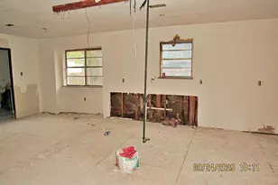1021 S Murray St, McKinney, TX 75069 - Photo 2