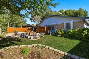 2909 Oakridge Dr, Bedford, TX 76021 - Photo 40