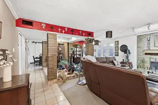 2909 Oakridge Dr, Bedford, TX 76021 - Photo 6