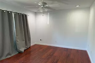 638 Bethpage Ave, Dallas, TX 75217 - Photo 6