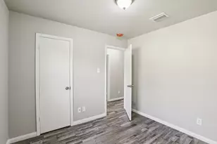 602 San Pedro St, Grand Prairie, TX 75051 - Photo 18