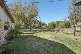 602 San Pedro St, Grand Prairie, TX 75051 - Photo 24